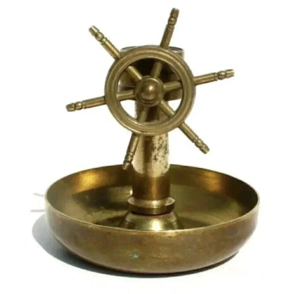 Vintage Brass SAILOR WHEEL Compass Tray Trinket Coin Ashtray Dish - Picture 3 of 4